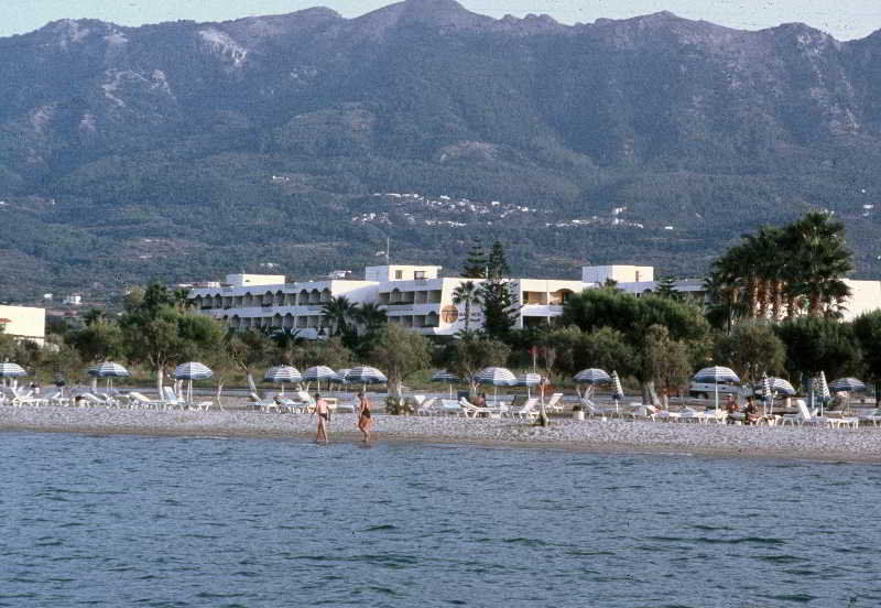 Tigaki Beach Hotel Exterior foto